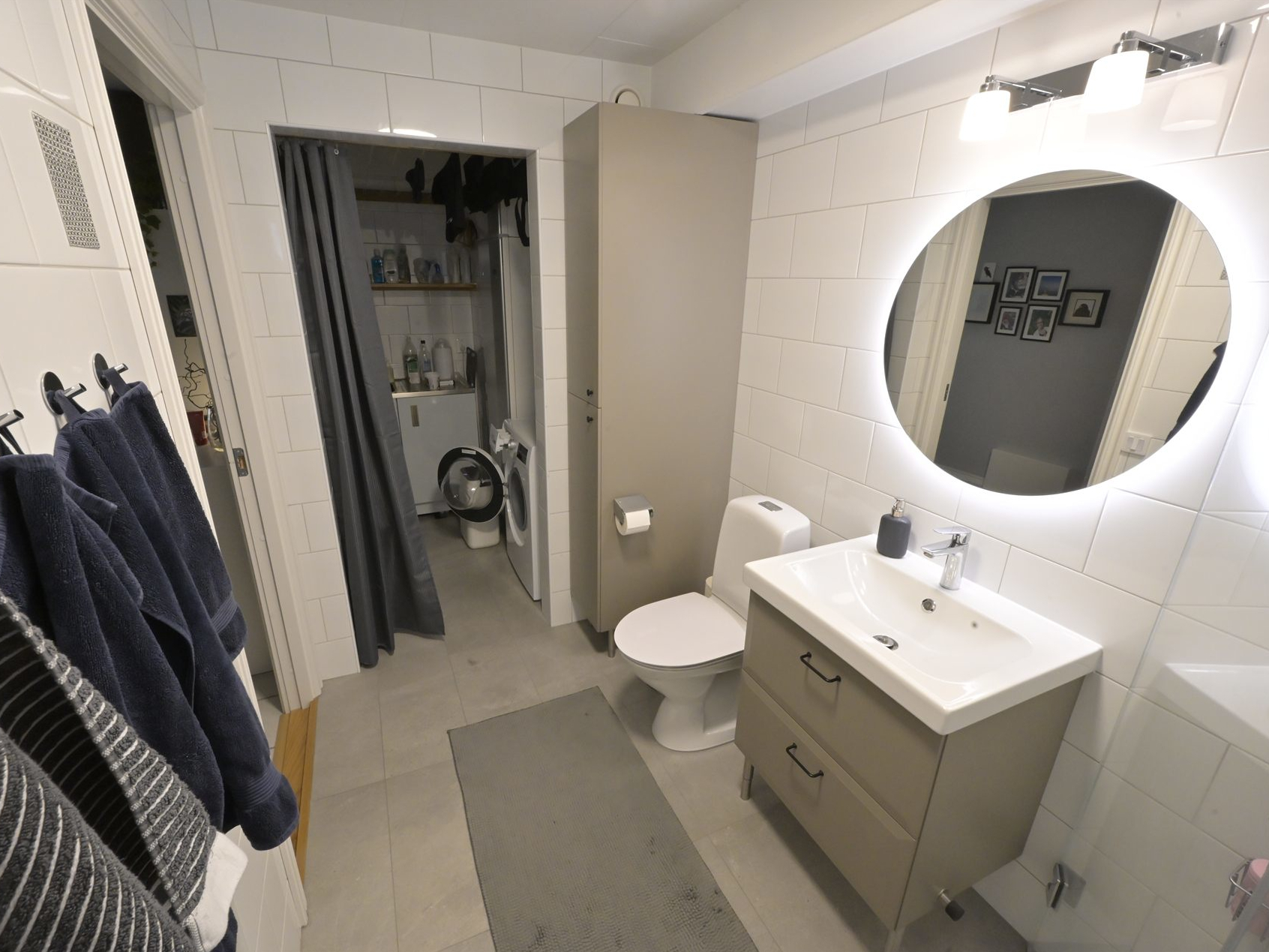 Bathroom Furnitures