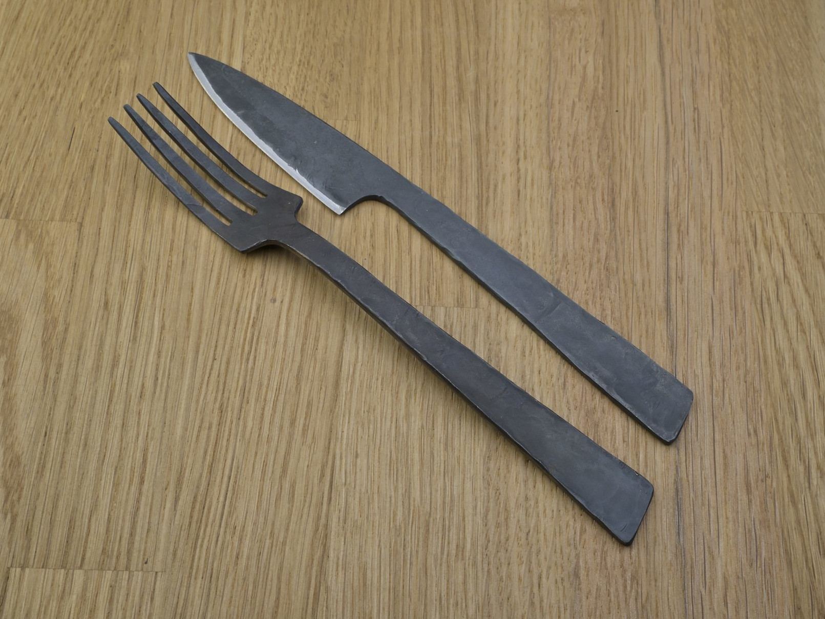 Forged cutlery set