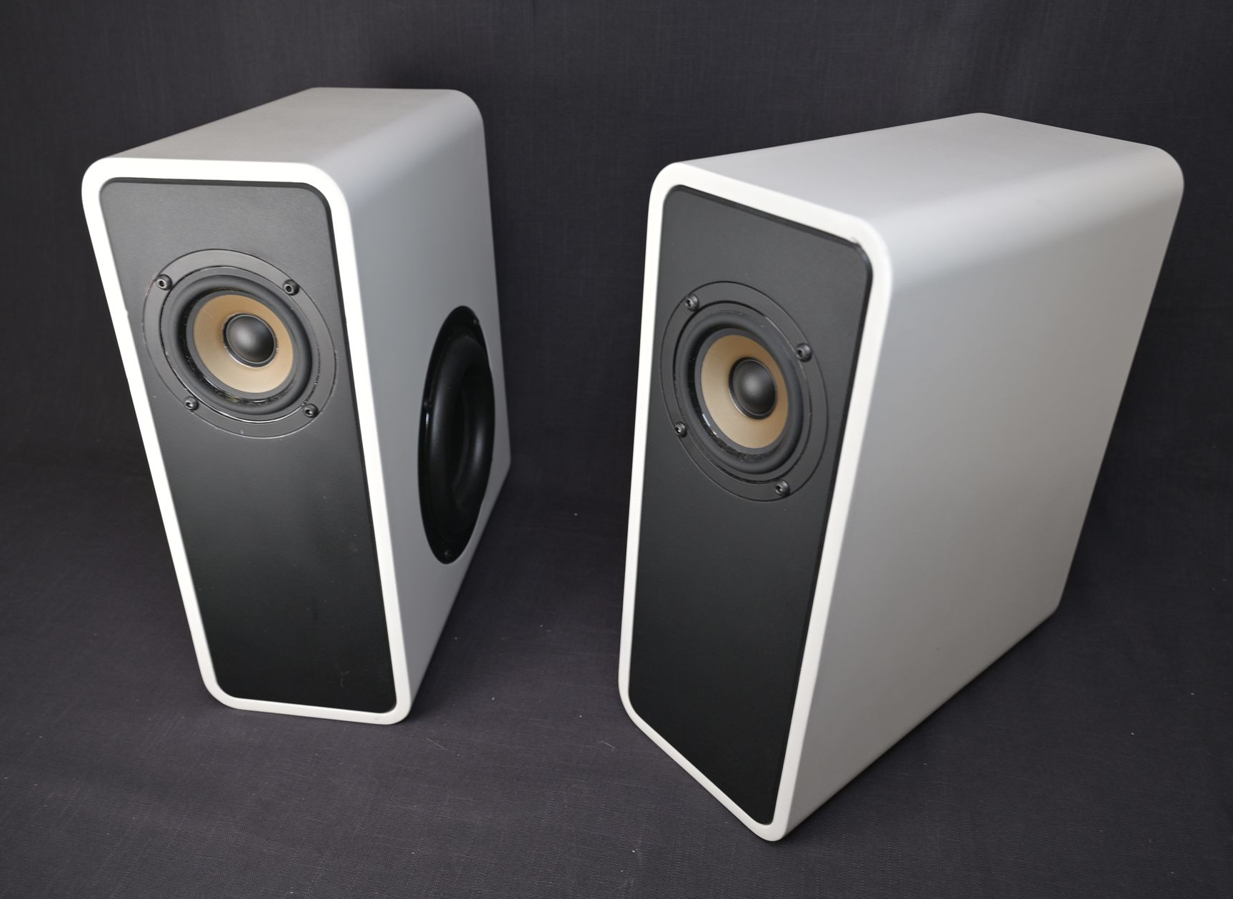 HiFi Desktop Speakers